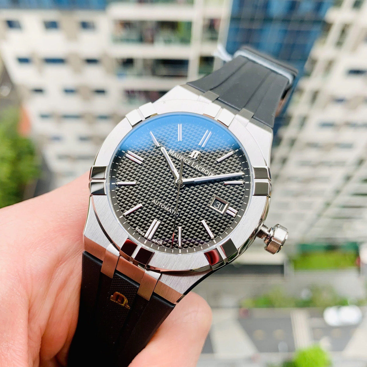 Maurice Lacroix Nam AI6007-SS000-330-2