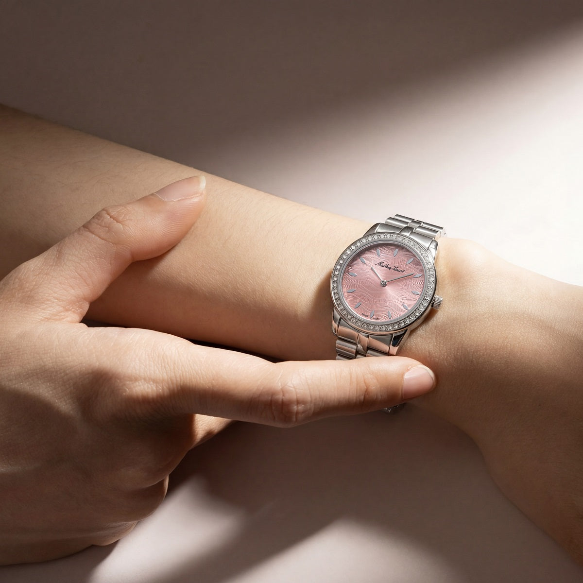 Mathey Tissot Nữ D10860AQPK