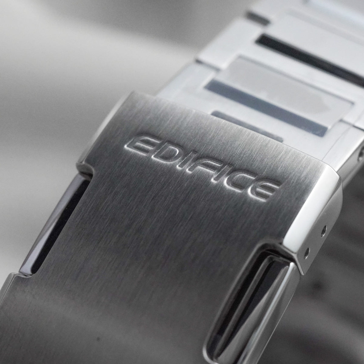 Casio Nam EFK-110D-1ADR