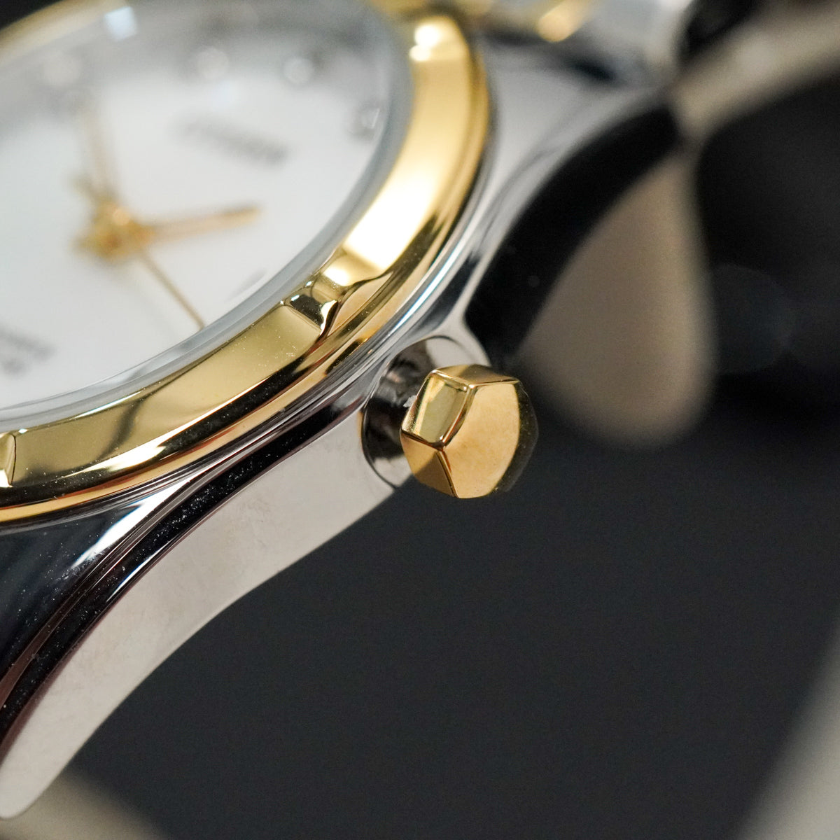Citizen Nữ EU6054-58D