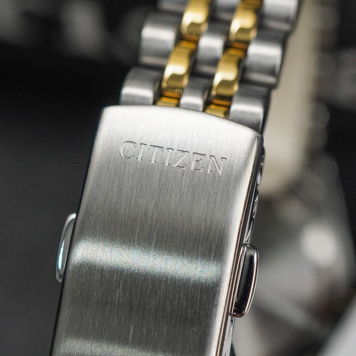 Citizen Nữ EU6054-58D