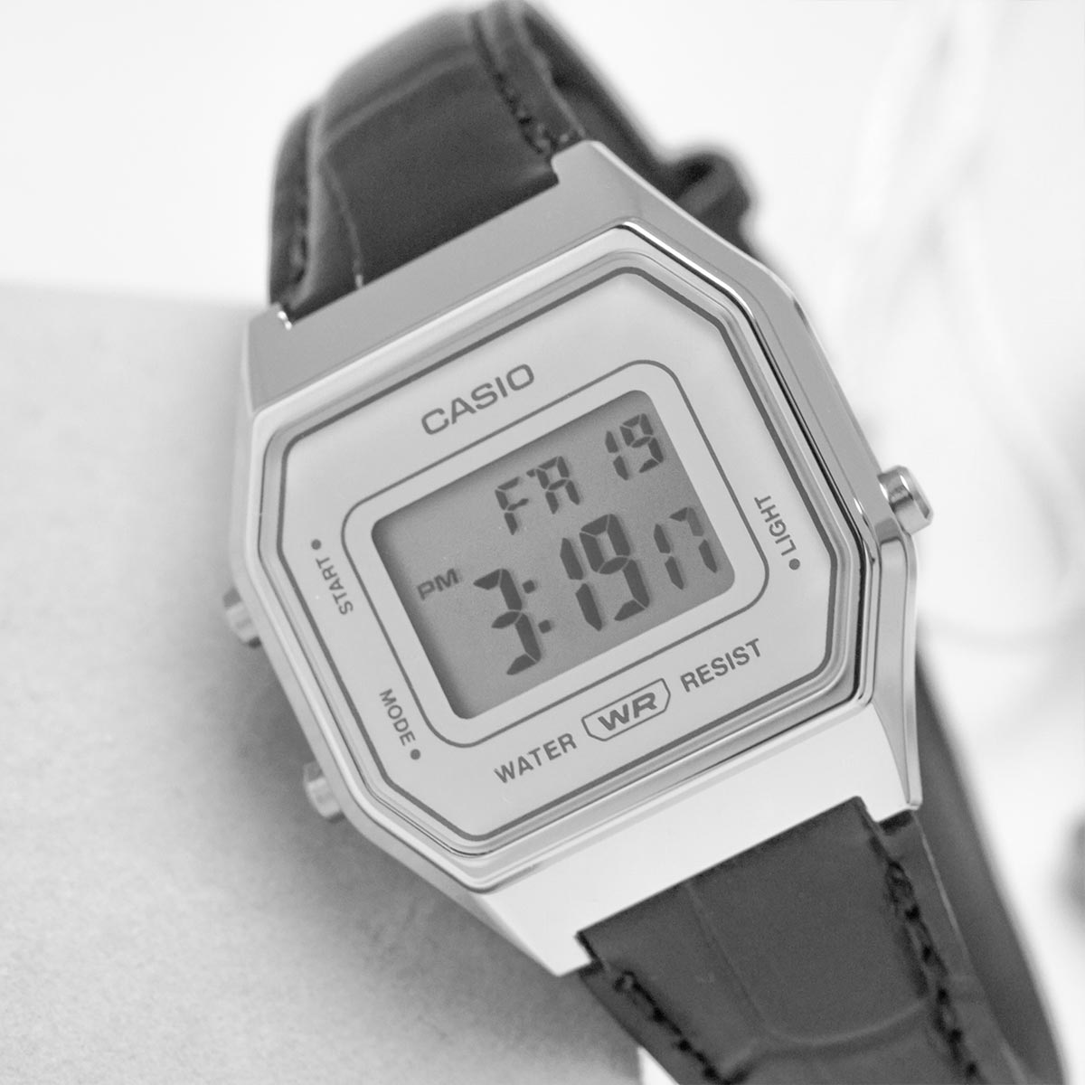 Casio Nữ LA680WEL-1DF