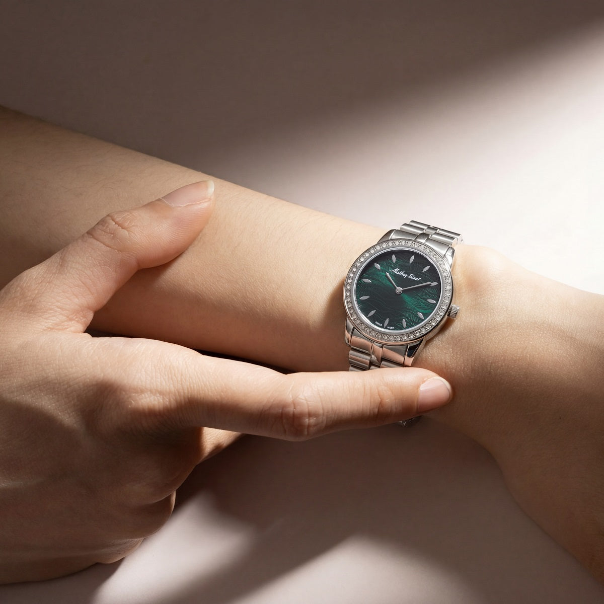 Mathey Tissot Nữ D10860AQV