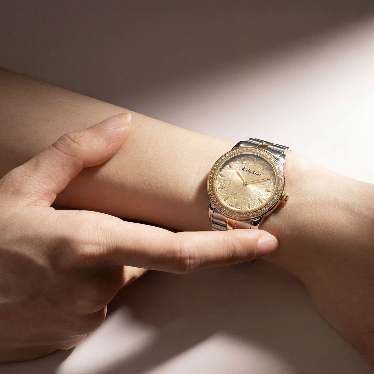 Mathey Tissot Nữ D10860BQDI