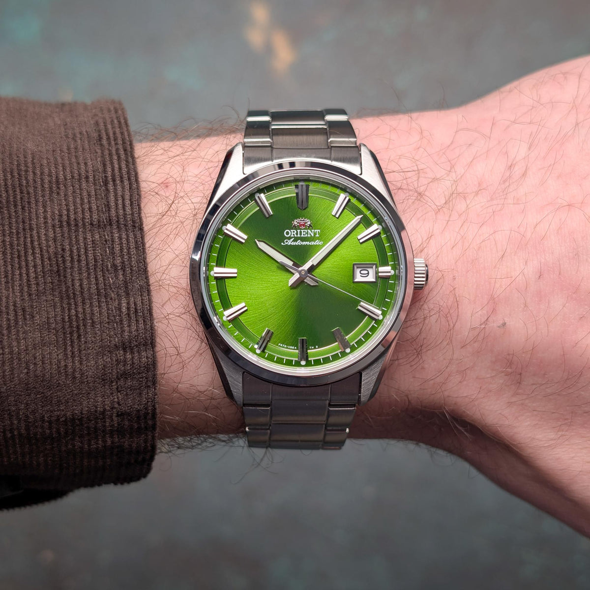 Orient Nam RA-AC0R05E30B