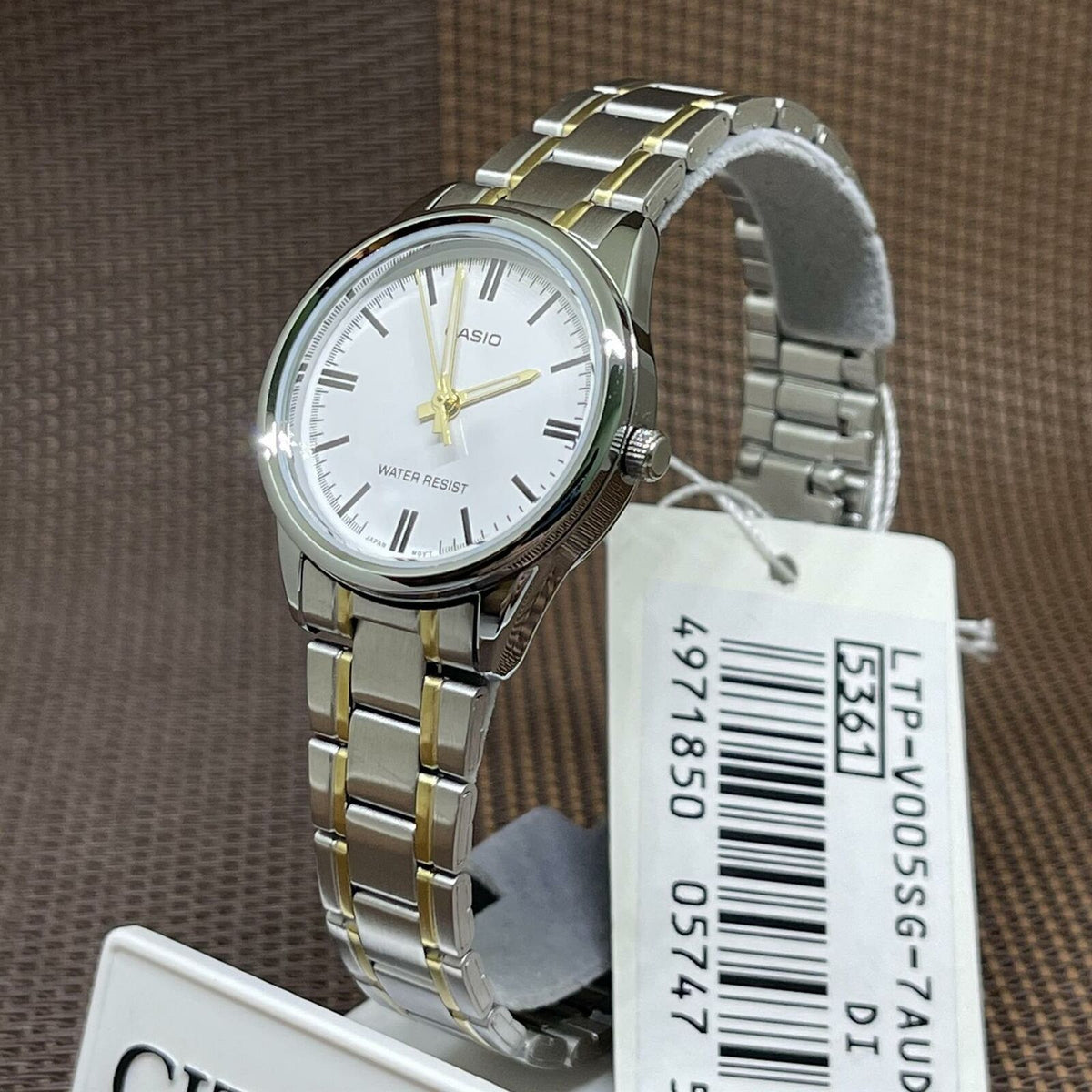S L1600 1 1976667188 1114146330 1712571223
