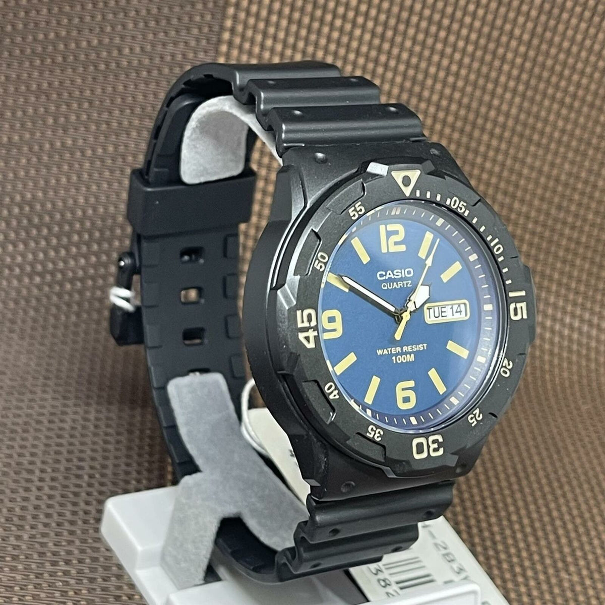 S L1600 2 733879905 961696775 1712583205