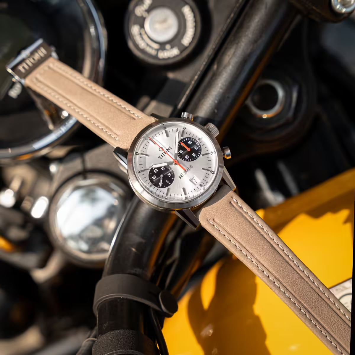 Titoni Nam 94020-S-ST-680