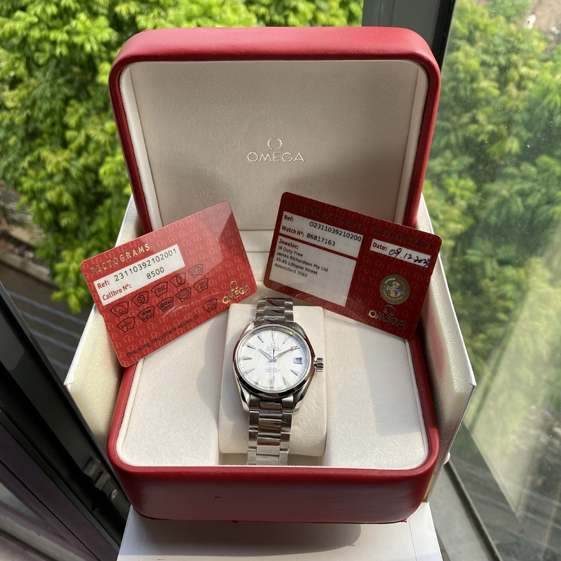 Omega Seamaster Nam 231.10.39.21.02.001 - hàng lướt