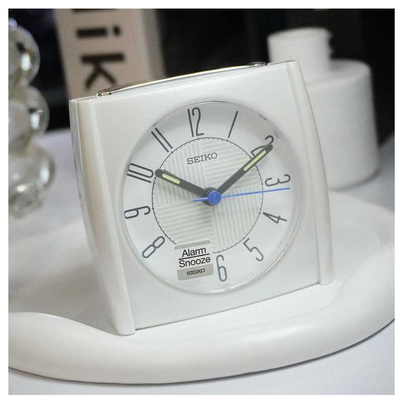 Đồng hồ để bàn Seiko QHE205W