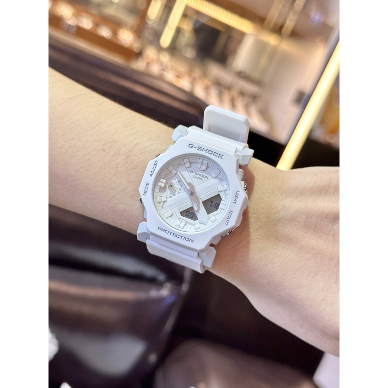 Casio G-Shock Nam GA-2300-7ADR