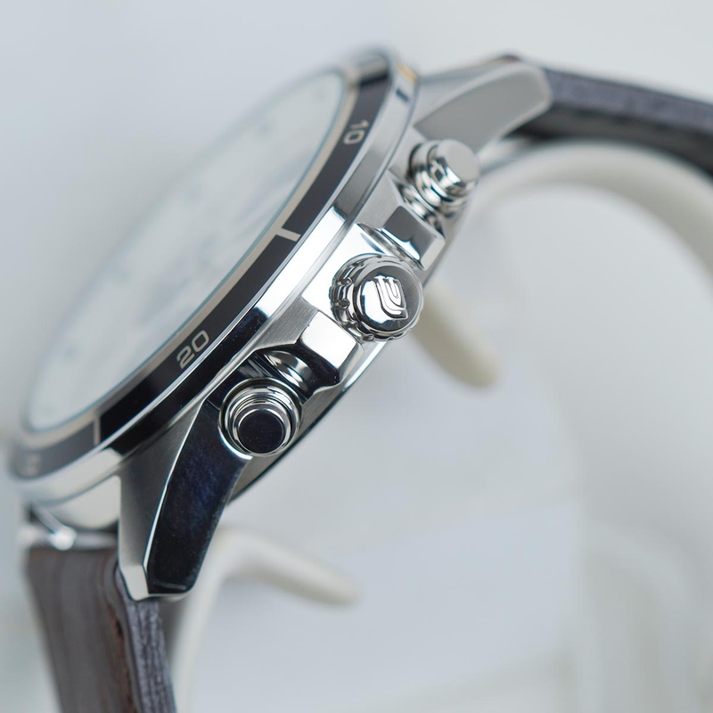 Casio Nam EFR-526L-7AVUDF
