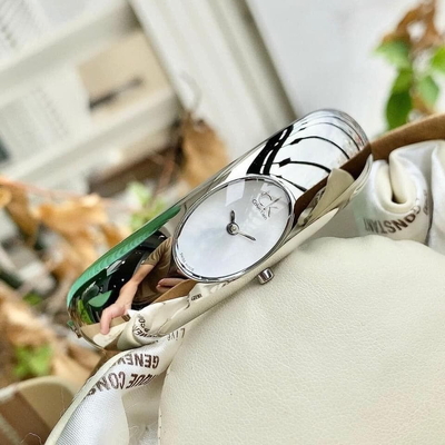 Calvin Klein Nữ K1Y23120