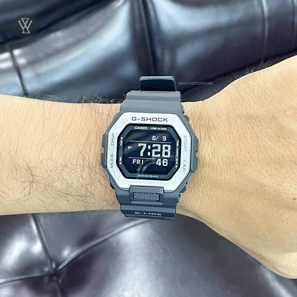 Casio - Nam GBX-100-1DR Size 50.9 × 46 mm