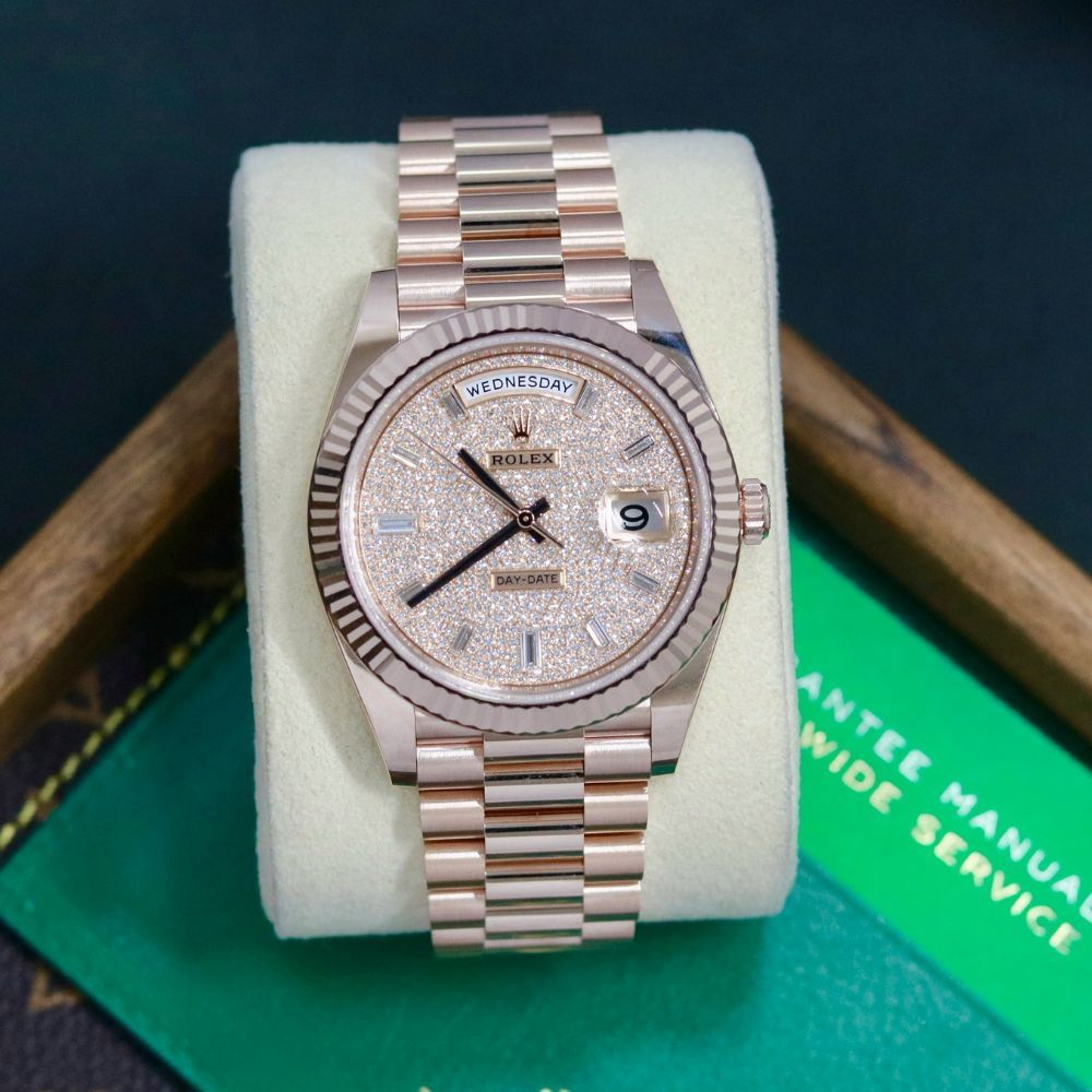 Rolex - Nam M228235-0036 Size 40mm