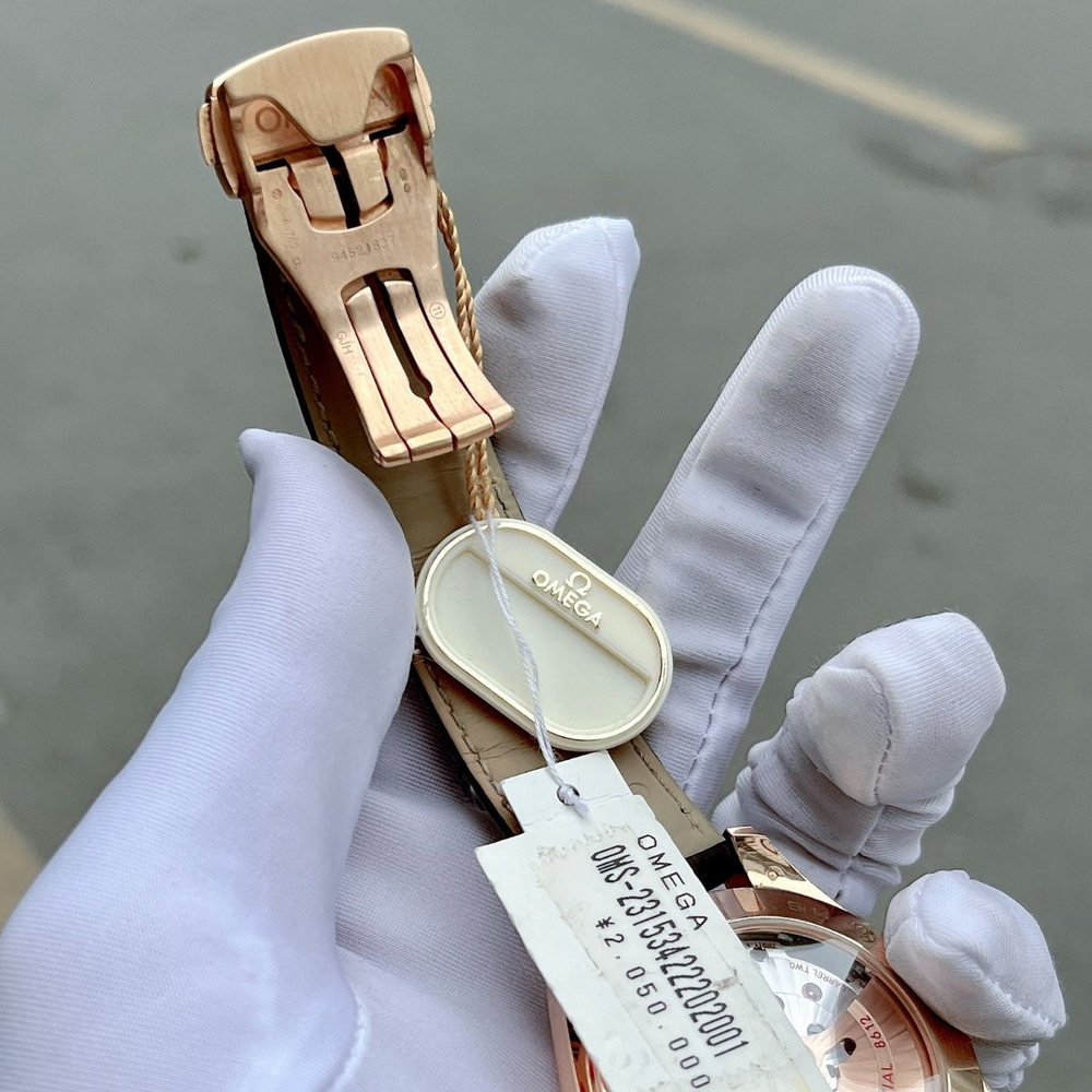 Omega Nam 231.53.42.22.02.001 - hàng lướt