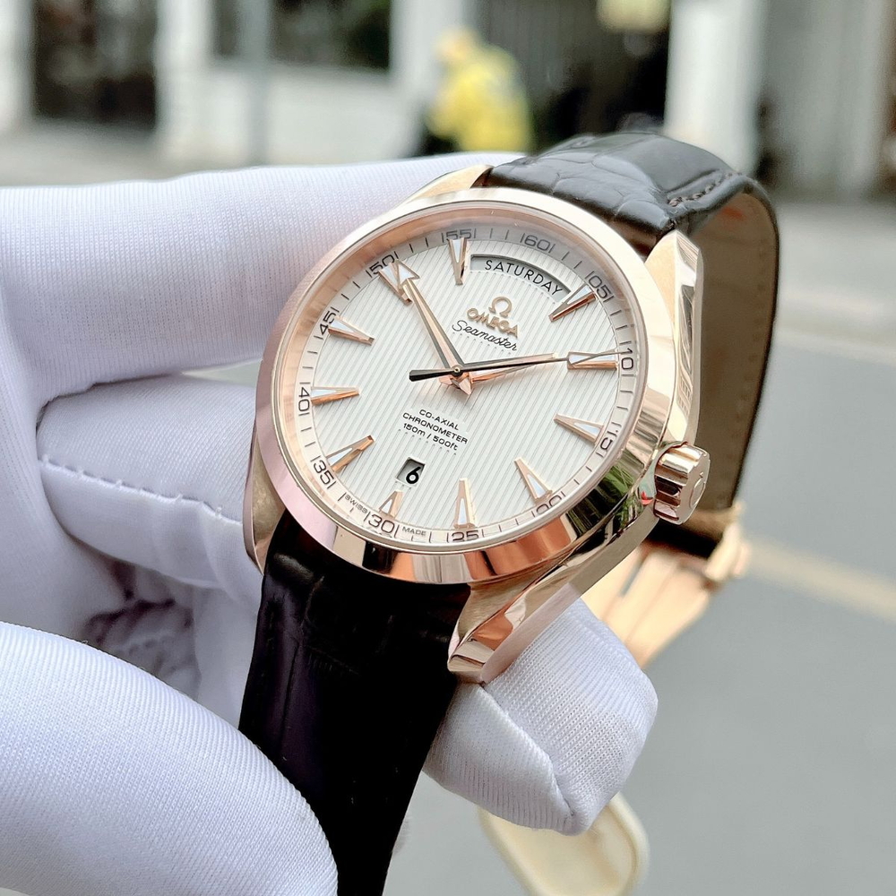 Omega Nam 231.53.42.22.02.001 - hàng lướt