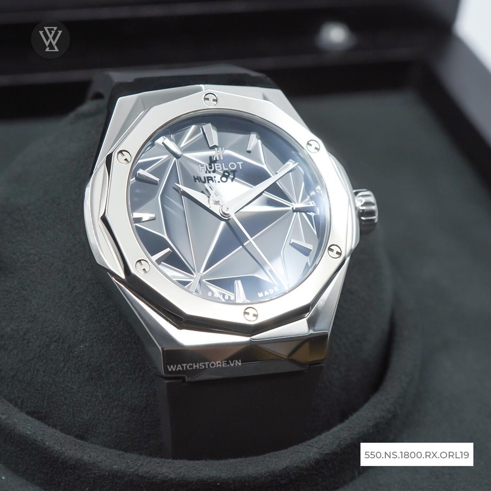 Hublot - Nam 550.NS.1800.RX.ORL19 Size 40mm