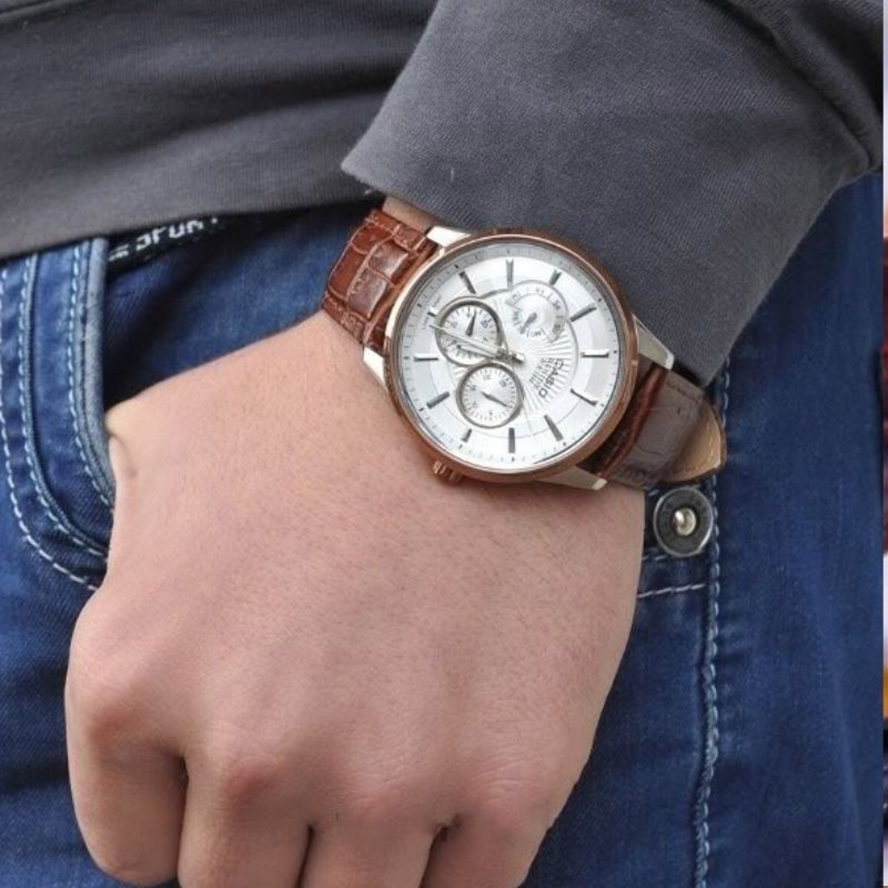 Casio Nam BEM-302L-7AVDF