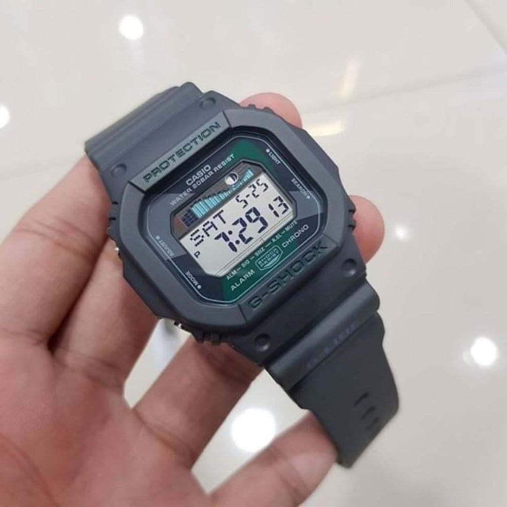 Casio - Nam GLX-5600VH-1DR Size 48.9 × 42.8 mm