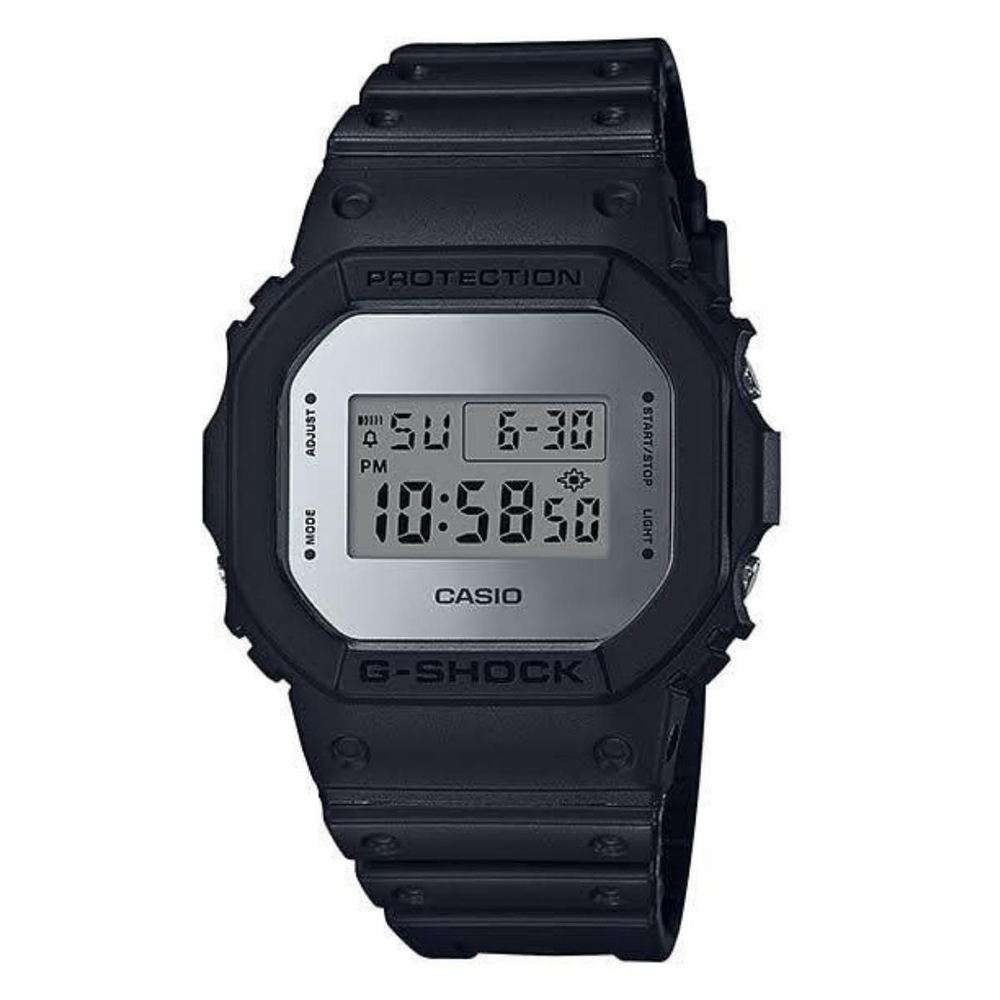 Casio - Nam DW-5600BBMA-1DR Size 48.9 × 42.8 mm