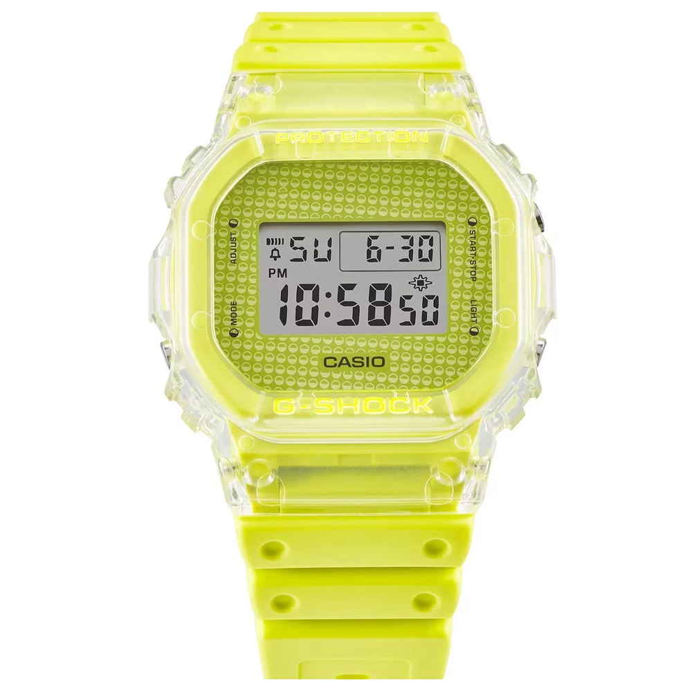 Casio - Nam DW-5600GL-9DR Size 48.9 × 42.8 mm