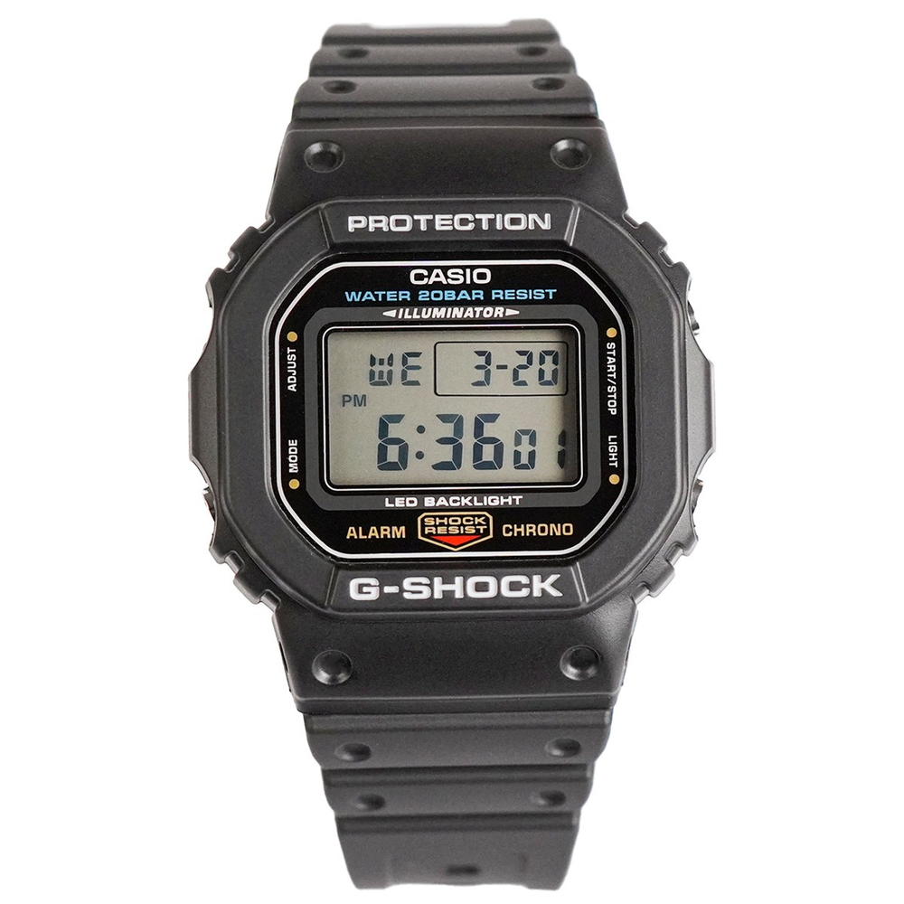 Casio - Nam DW-5600UE-1DR Size 48.9 × 42.8 mm