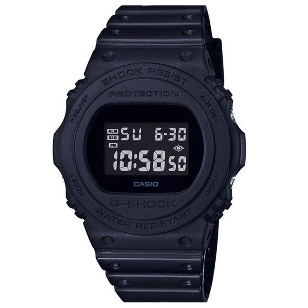 Casio - Nam DW-5750E-1BDR Size 45.4mm