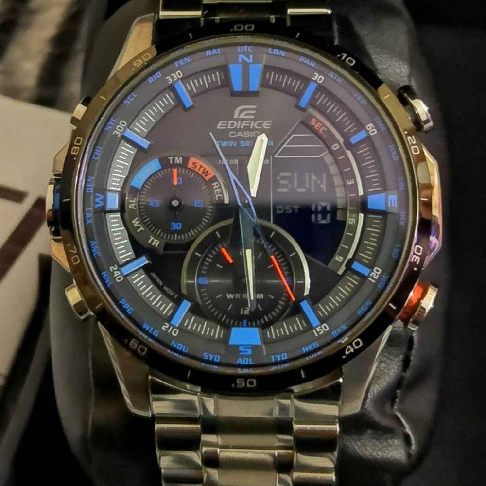 Casio Nam ERA-300DB-1A2VDR