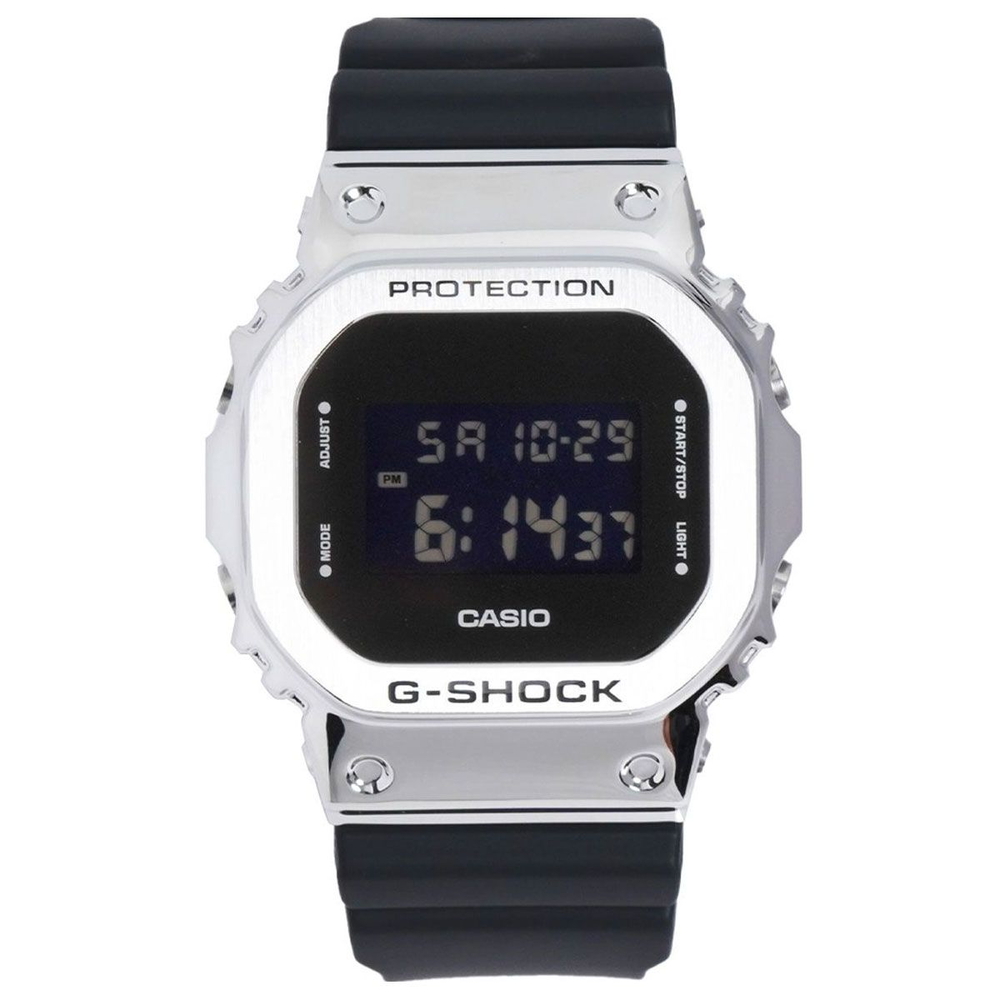 Casio - Nam GM-5600-1DR Size 49.6 × 43.2 mm