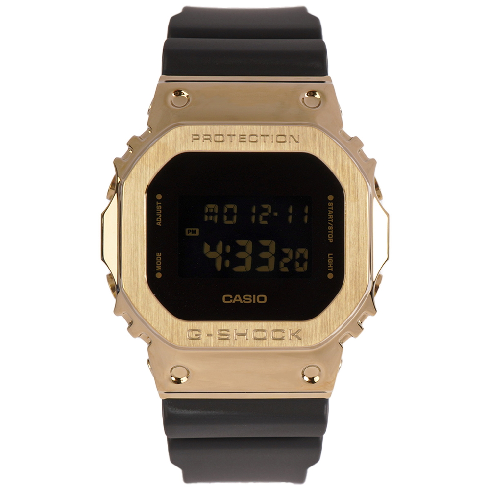 Casio - Nam GM-5600G-9DR Size 49.6 × 43.2 mm