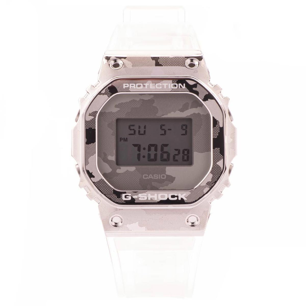 Casio - Nam GM-5600SCM-1DR Size 49.6 × 43.2 mm