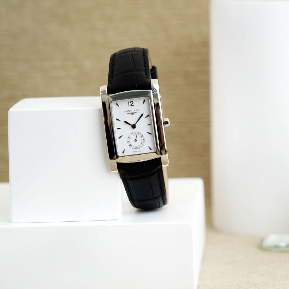 Longines - Nam L5.655.4.16.2 Size 26 x 32mm