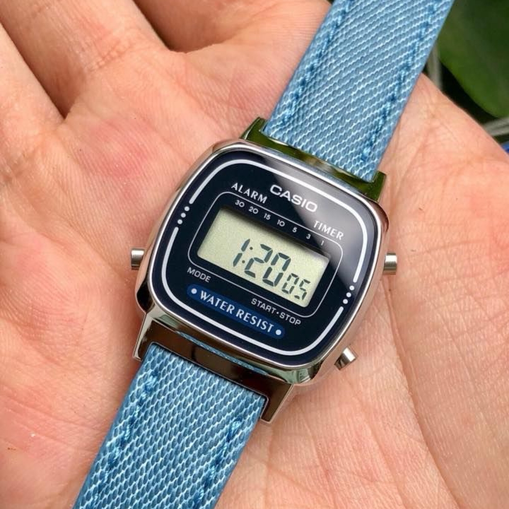 Casio Vintage Nữ LA670WL-2A2