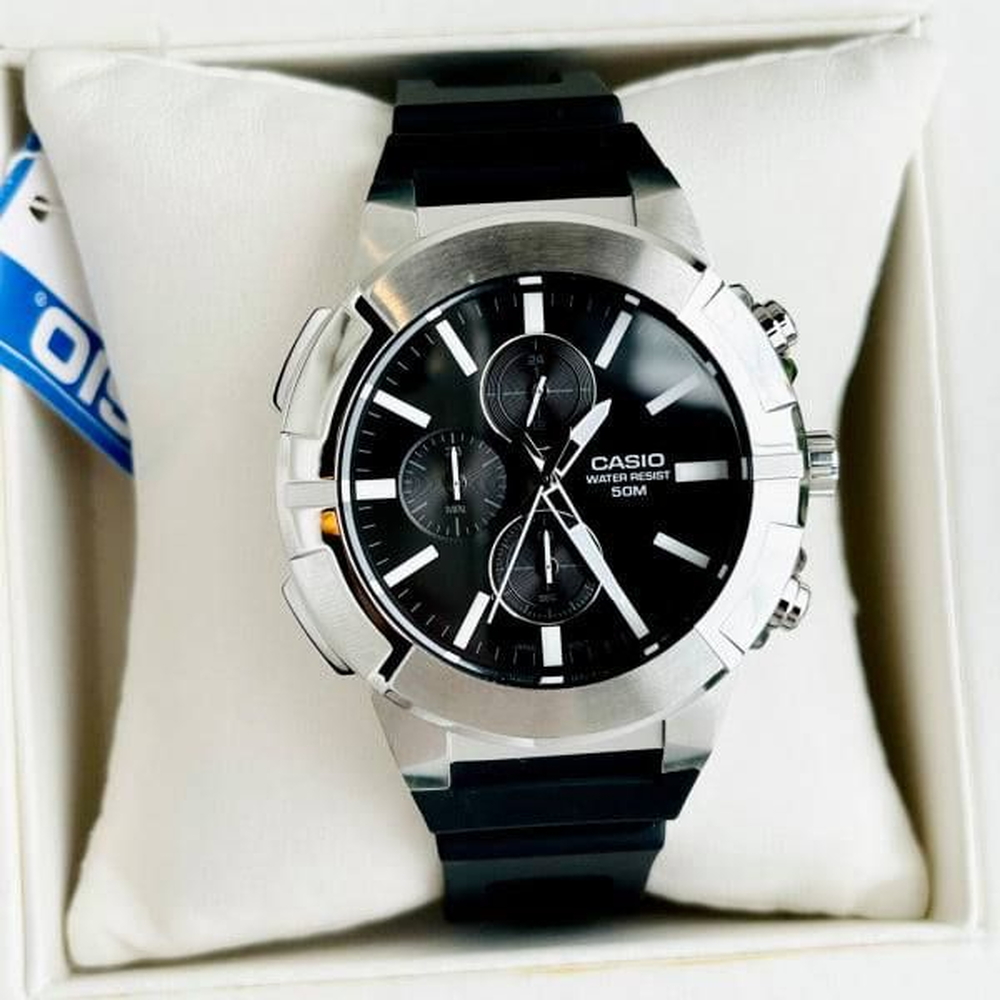 Casio - Nam MTP-E501-1AVDF Size 44mm