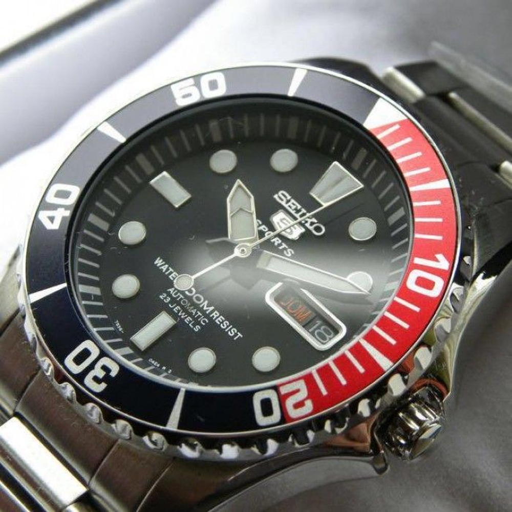 Seiko 5 Sport Nam SNZF15J