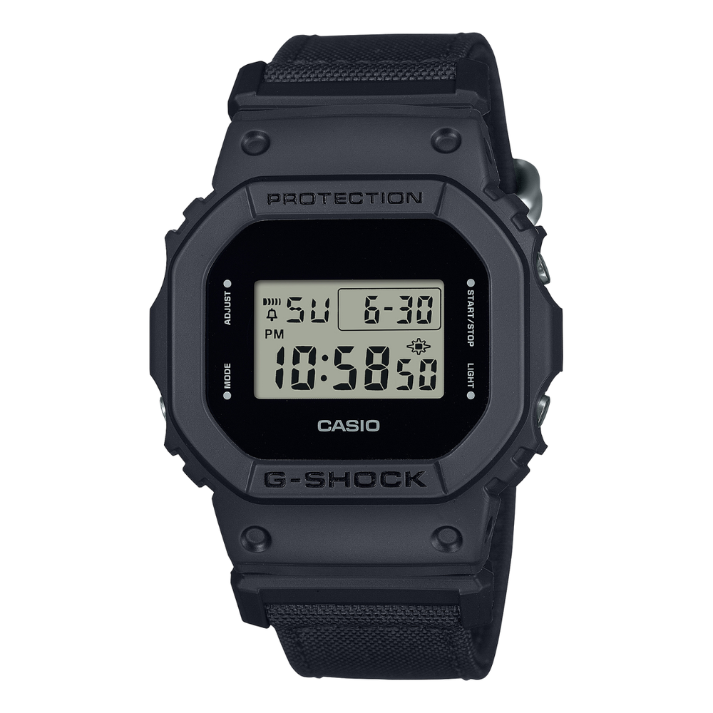 Casio - Nam DW-5600BCE-1DR Size 48.9 × 42.8 mm