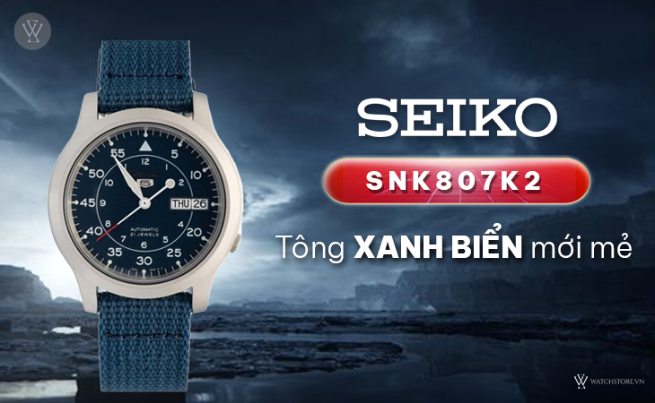 Seiko SNK807K2 tông xanh mới mẻ