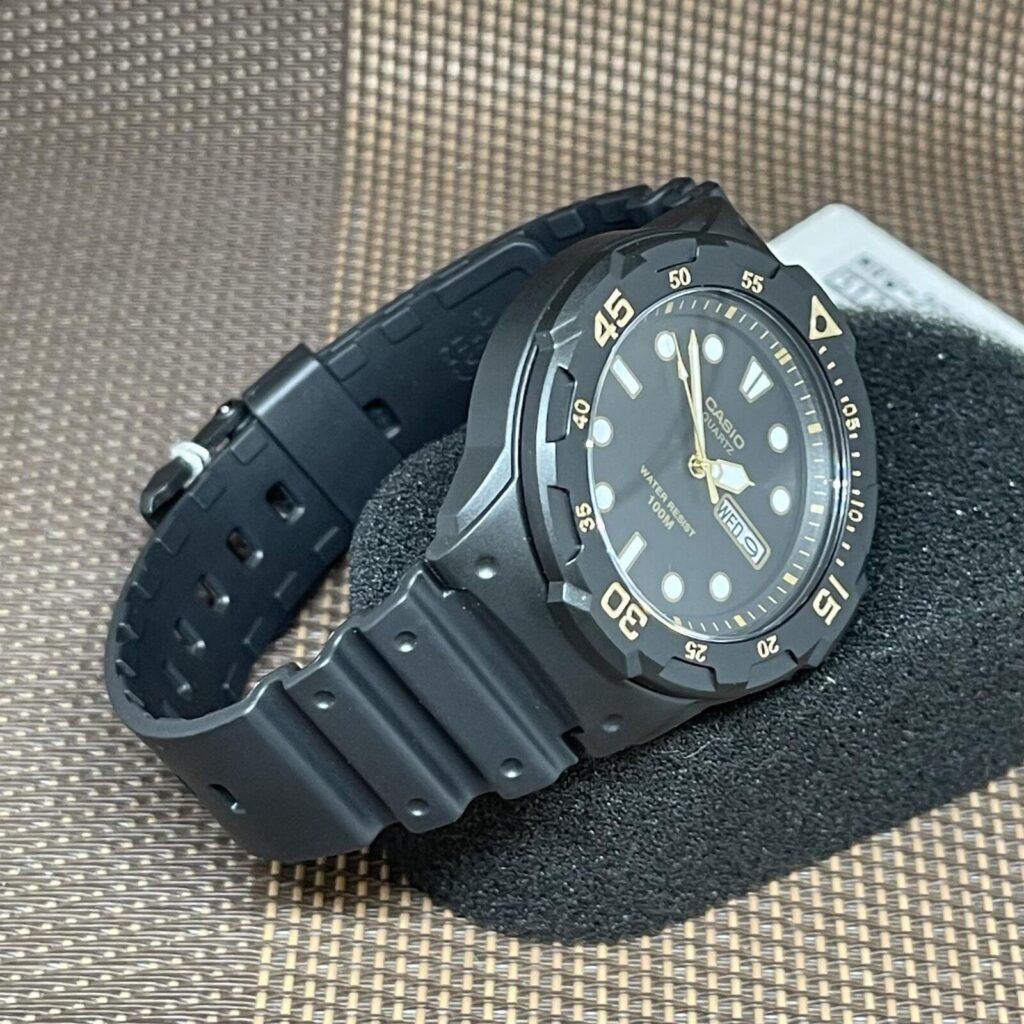 S L1600 5 758552599 879339375 1712563594