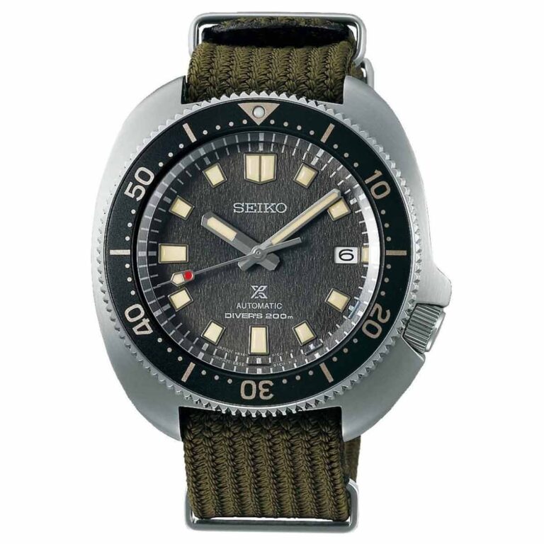 Seiko 42.7mm Nam SPB237J1