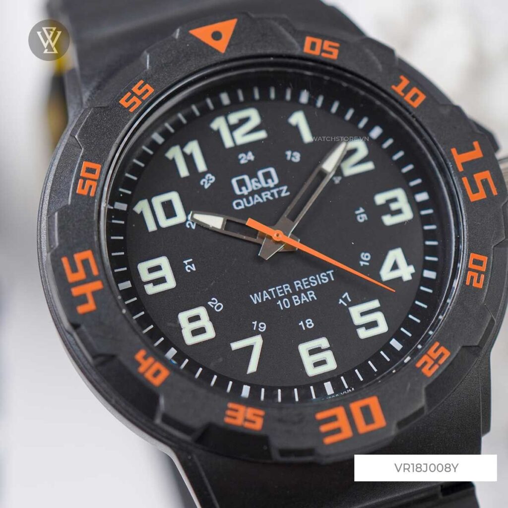 Vr18j008y 4 1676598267385 1712579638