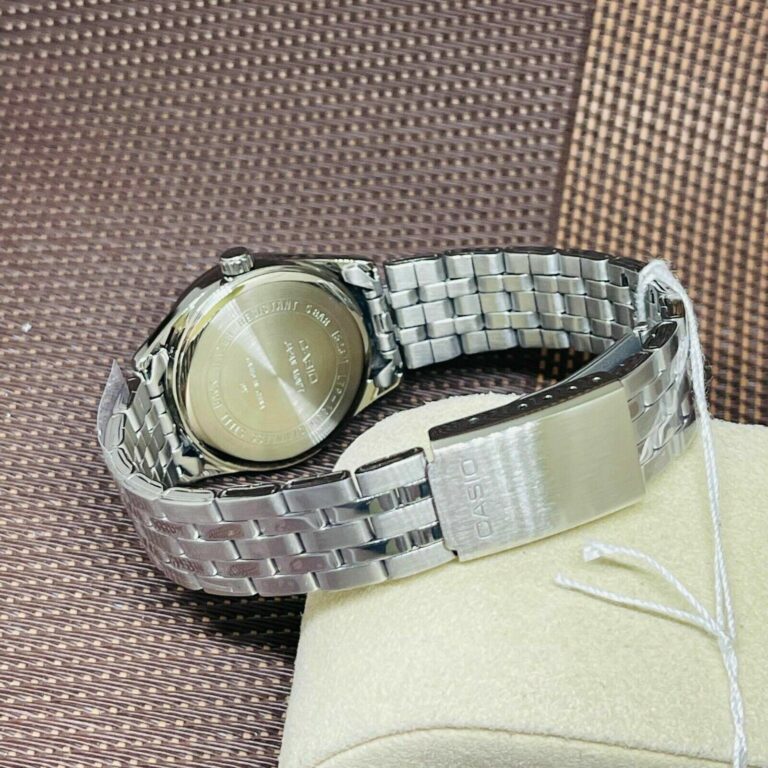 S L1600 5 835594149 1058443865 1712580744