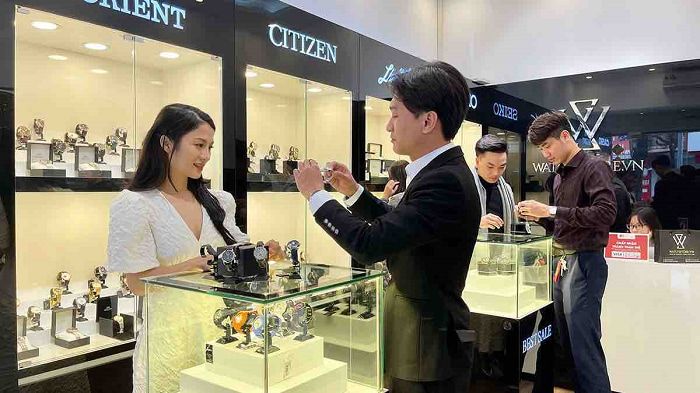 Đồng hồ hublot classic fusion - Ảnh 8 Đồng hồ hublot classic fusion - Ảnh 8