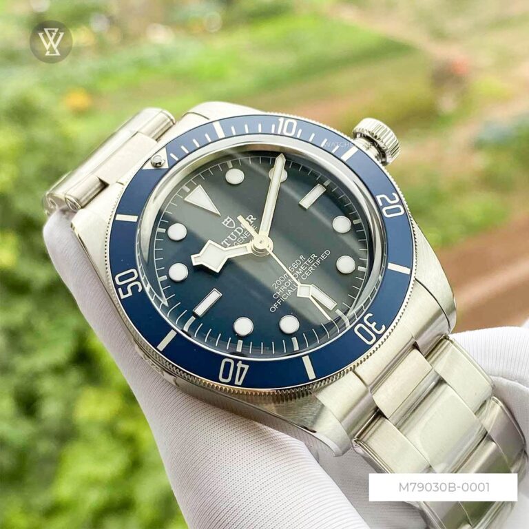 M79030b 0001 8 1712590812