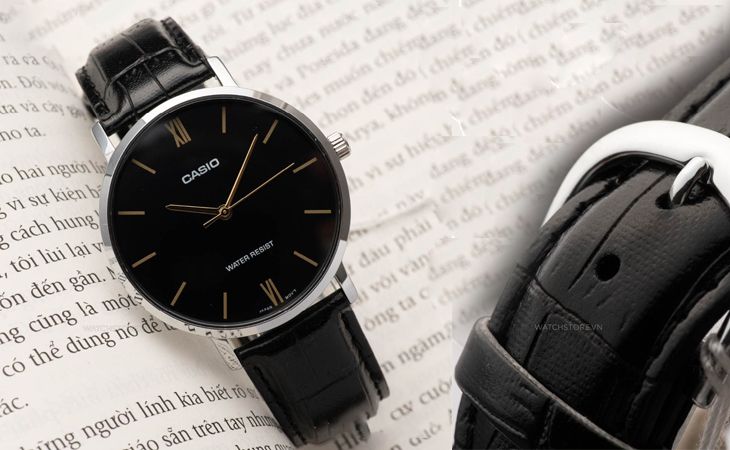 Top 10 đồng hồ nam thanh lịch đáng mua nhất 2023 - Ảnh 8 Top 10 đồng hồ nam thanh lịch đáng mua nhất 2023 - Ảnh 8