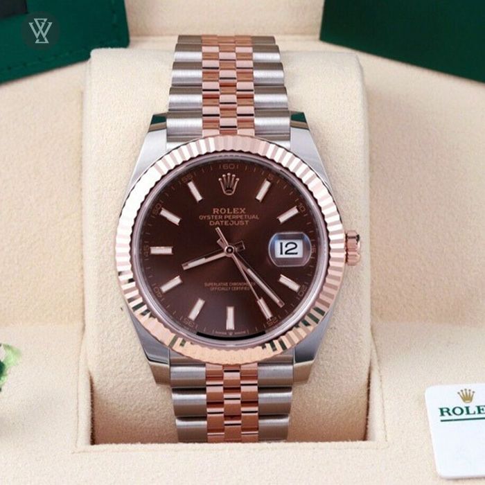 Đồng hồ Rolex của nước nào? Cách phân biệt đồng hồ thật - giả - Ảnh 1 Đồng hồ Rolex của nước nào? Cách phân biệt đồng hồ thật - giả - Ảnh 1