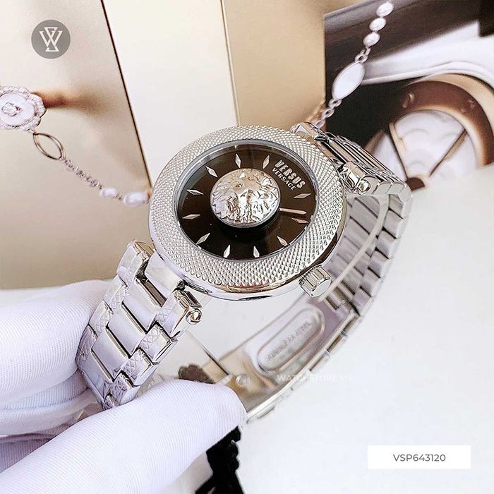 Đồng hồ Versus của nước nào? Phân biệt đồng hồ Versus với Versace - Ảnh 1 Đồng hồ Versus của nước nào? Phân biệt đồng hồ Versus với Versace - Ảnh 1