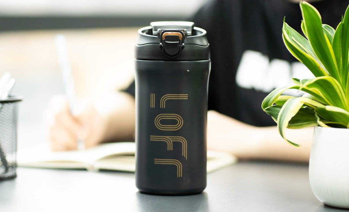 Top 10 quà tặng 20/10 cho chị em vui tức thì, hợp ý phái đẹp 9 Bình nước giữ nhiệt