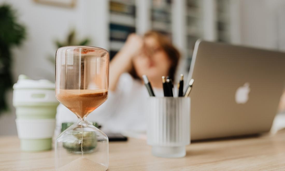 Đồng hồ cát là gì? Giải mã từ A-Z về biểu tượng thời gian thú vị 4 Phụ kiện được ứng dụng rộng rãi trong đời sống hiện nay