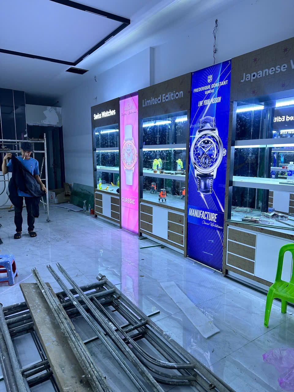 thi cong cua hang tai 399 le duan da nang